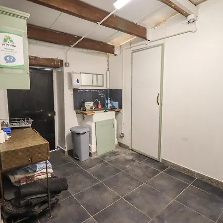 Yewberrie Yurt Vakantiehuis *