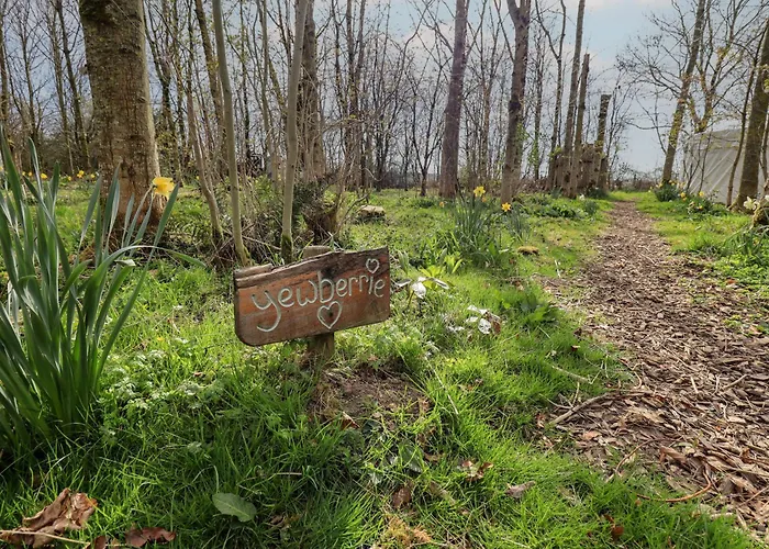 Yewberrie Yurt Vakantiehuis *